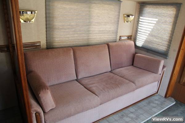 1992 Avion 5th Wheel Trailer 31.5F (A)