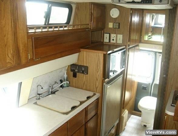 1995 Airstream B190 B Van Class B Motorhome (B)