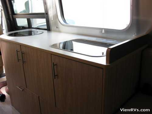 2007 Airstream Interstate Class B Motorhome (A)
