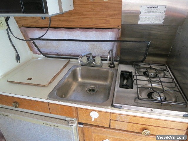 1993 Roadtrek Class-B Motorhome Popular 190 (A)