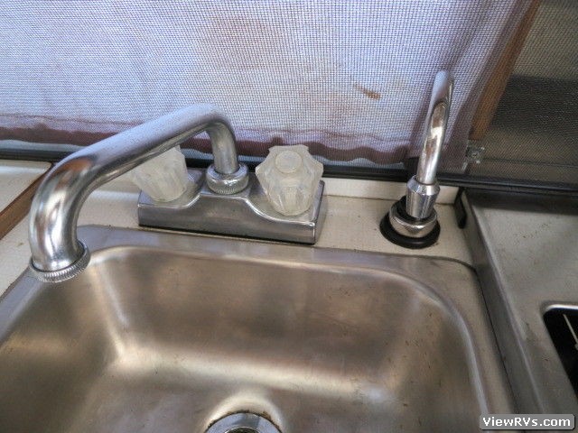 1993 Roadtrek Class-B Motorhome Popular 190 (A)