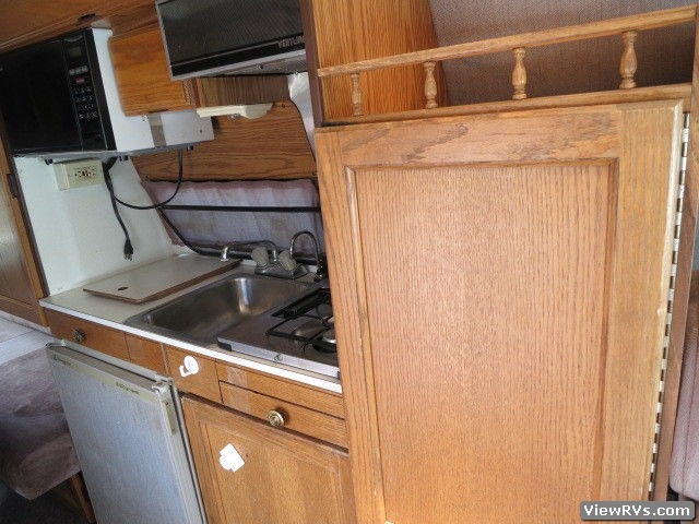 1993 Roadtrek Class-B Motorhome Popular 190 (A)