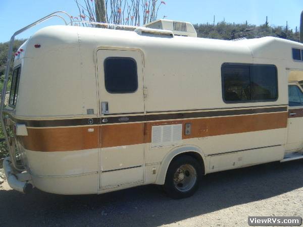 1978 Avion 22' Class C Motorhome (D)
