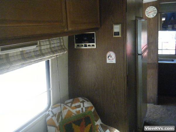 1978 Avion 22' Class C Motorhome (D)