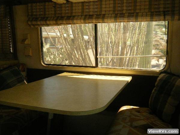 1978 Avion 22' Class C Motorhome (D)