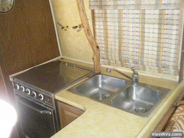 1978 Avion 22' Class C Motorhome (D)