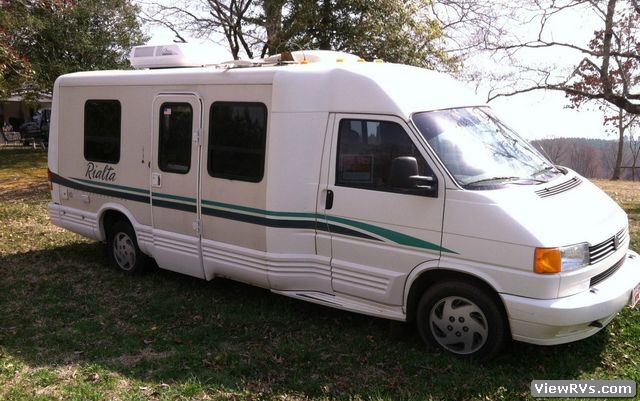 1996 Winnebago Rialta Class-C Motorhome
