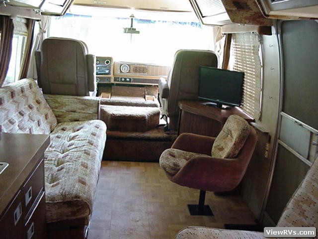 1979 Airstream Excella 24 Classic Motorhome (D)
