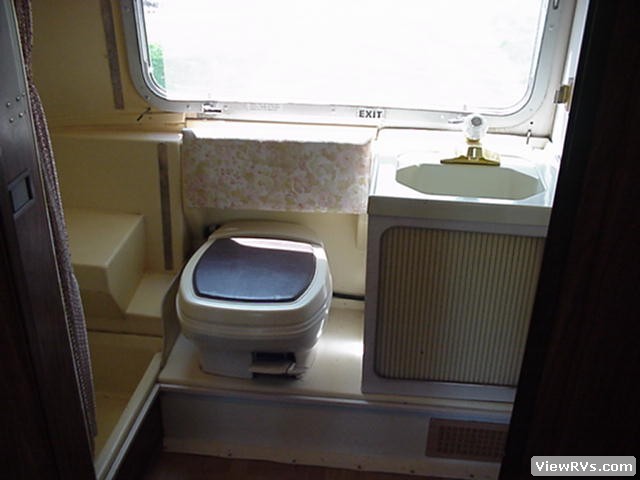 1979 Airstream Excella 24 Classic Motorhome (D)