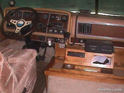 1981 Airstream Excella 28 Motorhome Driver's Area