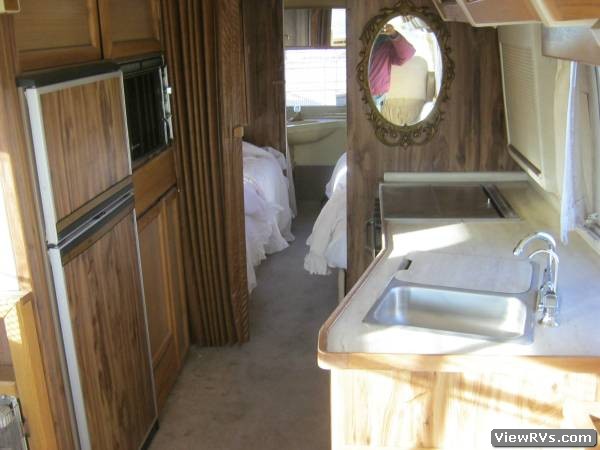 1983 Airstream 300 Motorhome Floorplan (C)