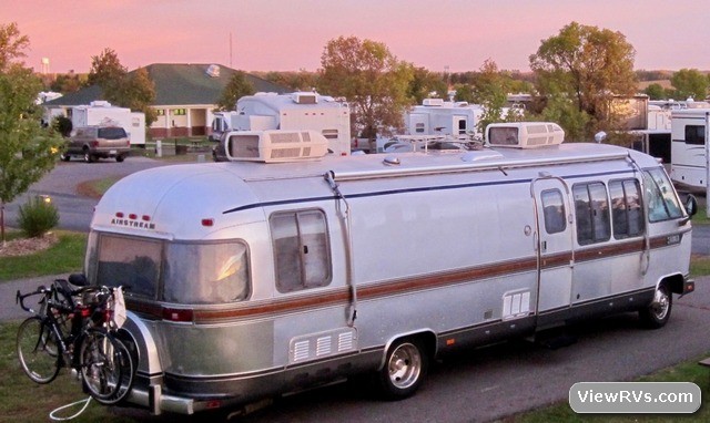 1983 Airstream Classic Motorhome 310