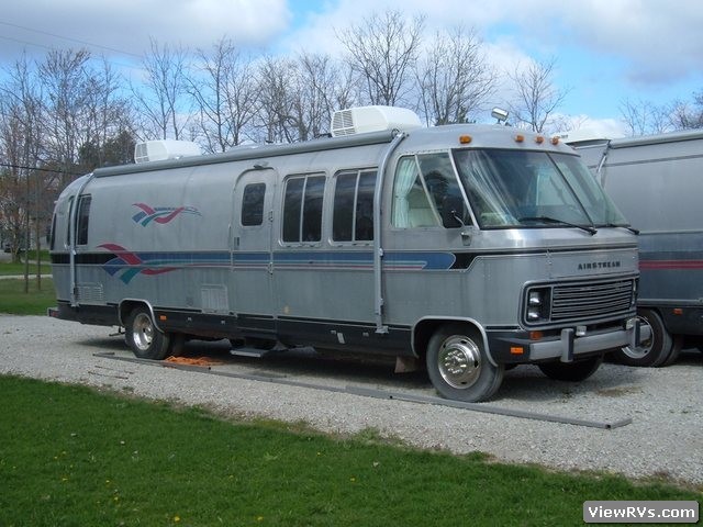 1983 Airstream Classic 310 Turbo Diesel Motorhome 31' (K)