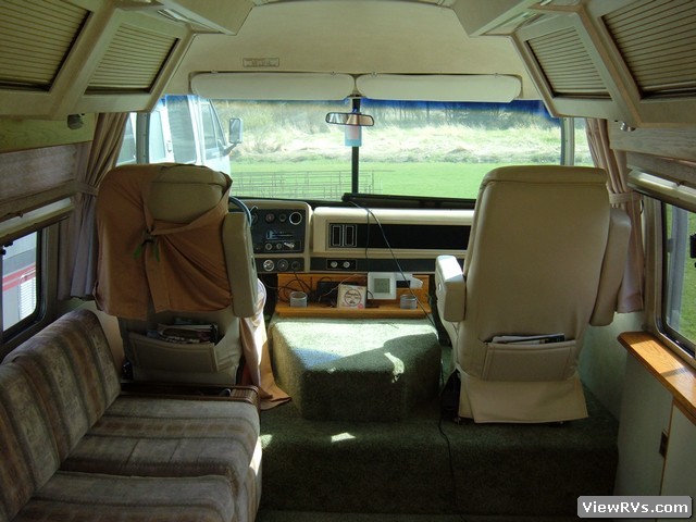 1983 Airstream Classic 310 Turbo Diesel Motorhome 31' (K)
