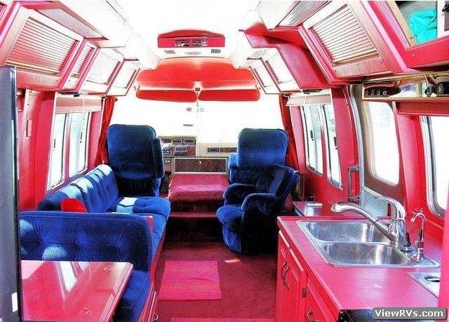 1984 Airstream 345 Classic Motorhome (D) Larry Hagman