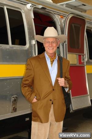 1984 Airstream 345 Classic Motorhome (D) Larry Hagman