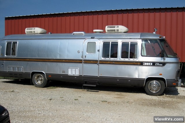 1984 Airstream Classic 310 Motorhome (J)