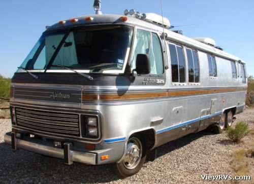 1987 Airstream 325 Classic Motorhome (B) Exterior Road Side