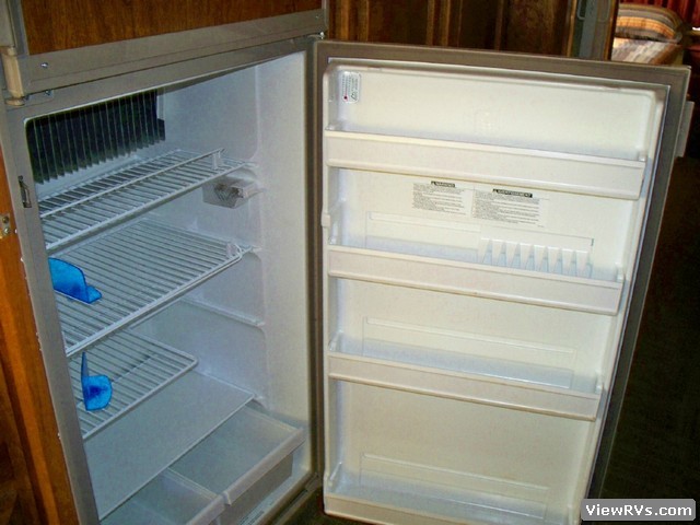 1987 Airstream Classic 325 Motorhome (E)