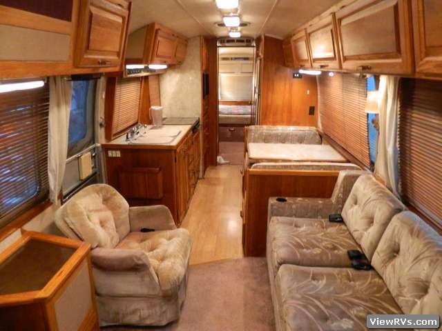 1987 Airstream 345 Classic Motorhome (F)