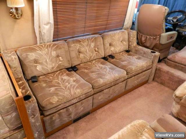 1987 Airstream 345 Classic Motorhome (F)