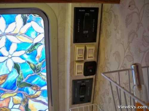 1989 Airstream 345LE Classic Motorhome (H)