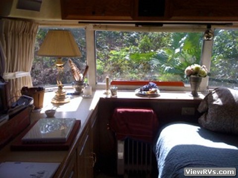 1990 Airstream Motorhome Classic 290 (C)
