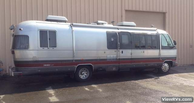 1991 Airstream Classic Motorhome 300 LE