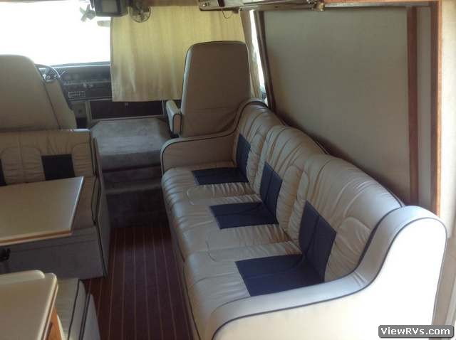 1991 Airstream Classic Motorhome 300 LE