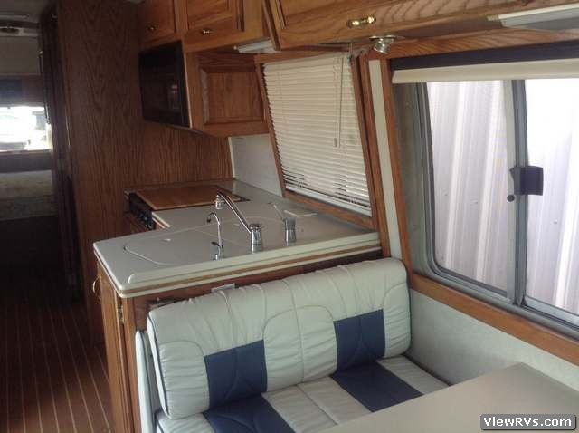1991 Airstream Classic Motorhome 300 LE