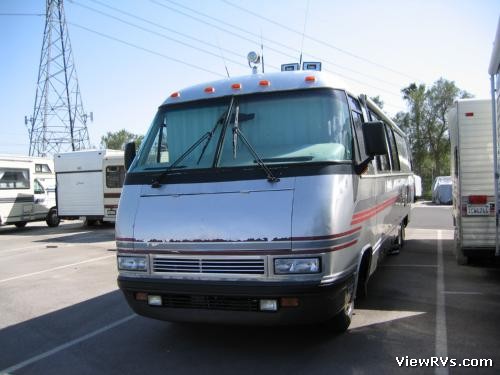 1994 Airstream 36 Motorhome (D) Exterior Front
