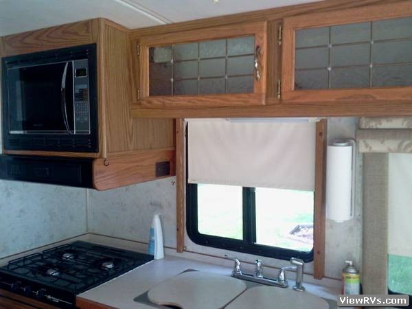 1996 Airstream Land Yacht 30' Motorhome (B)