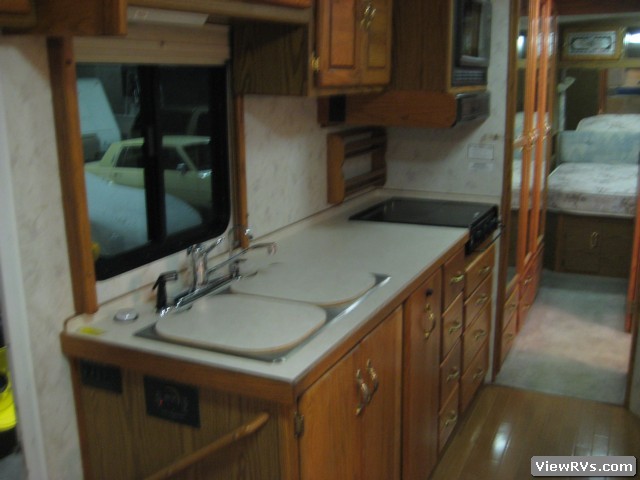 1996 Airstream Cutter 36' Motorhome (A)