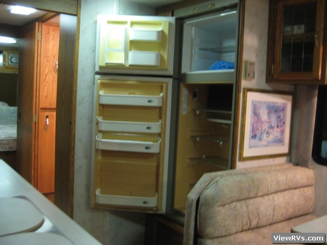 1996 Airstream Cutter 36' Motorhome (A)