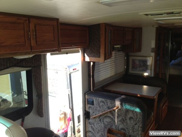 1997 Airstream Cutter Bus 32 Diesel Motorhome (A)