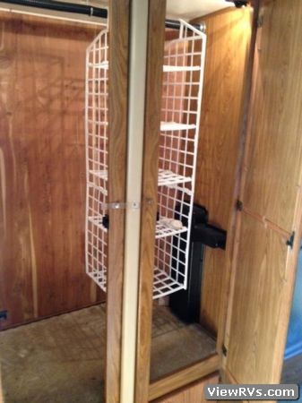 1997 Airstream Cutter Bus 32 Diesel Motorhome (A)