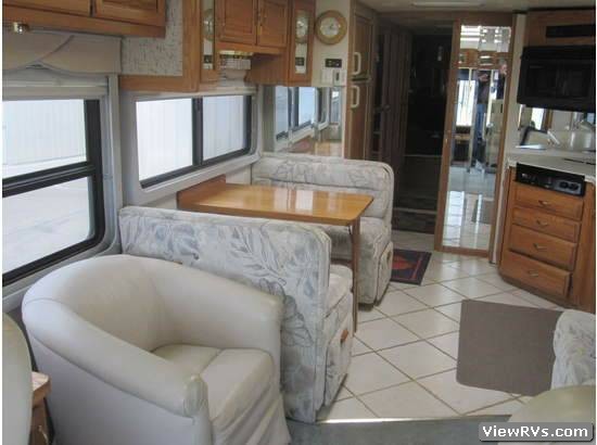 2000 Airstream Motorhome Land Yacht XC (E)