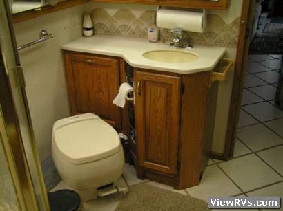 2000 Airstream Land Yacht Motorhome XC (E)