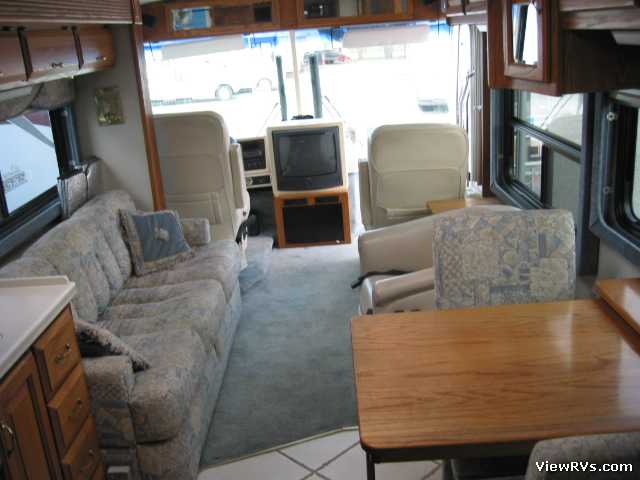 2000 Airstream Land Yacht XC 36 (B) Interior Forward View