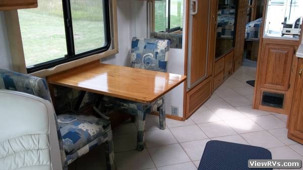 2001 Airstream Land Yacht XC360 36' Motorhome (B)