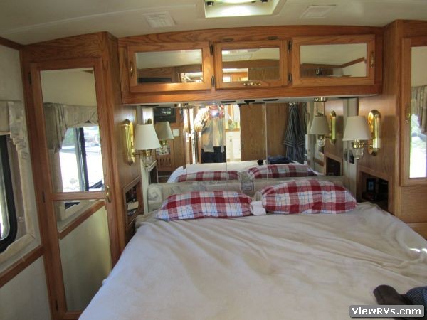 2001 Airstream XC Motorhome (A)