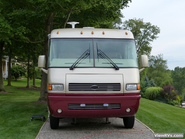 2005 Airstream Land Yacht 26' Motorhome (C)