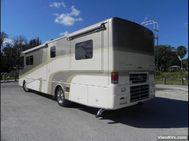 2006 Airstream Land Yacht A37 Motorhome (A)
