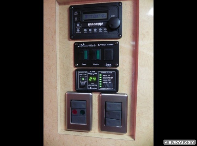 2006 Airstream Land Yacht A37 Motorhome (A)