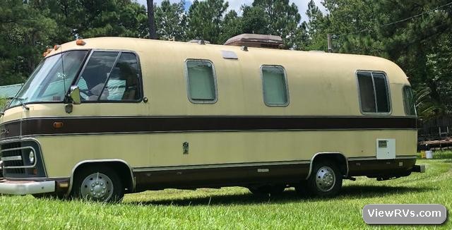 1975 Airstream Argosy 26' Motorhome