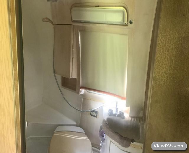 1975 Airstream Argosy 26' Motorhome