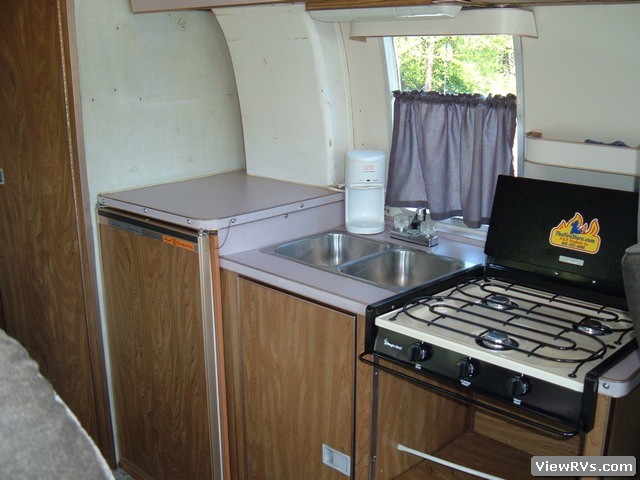 1975 Argosy 24' Motorhome (E)