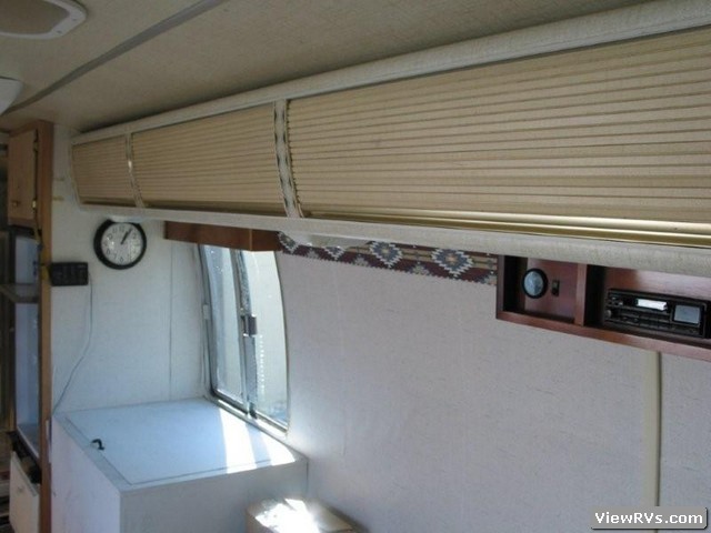 1977 Argosy 20' Class A Motorhome (G)