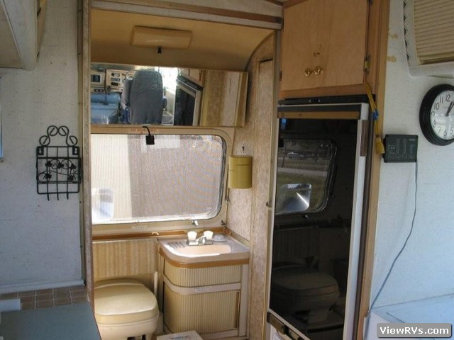 1977 Argosy 20' Class A Motorhome (G)