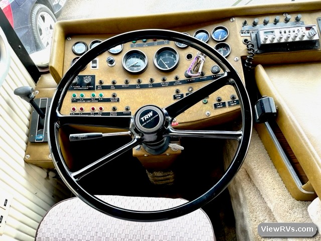 1978 Blue Bird Wanderlodge FC31